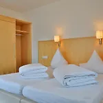 Lunaris Apart Apartment *
