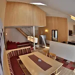 Lunaris Apart Apartment